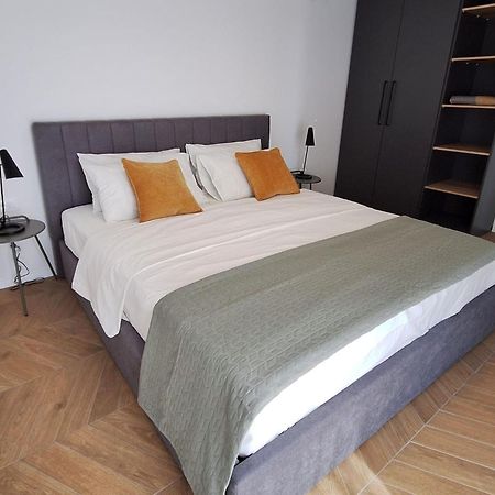 Sea View Apartments Ivana Krk Town Dış mekan fotoğraf